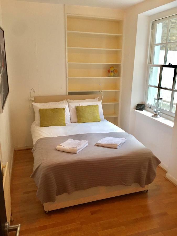 Stylish Apartment In Victoria Лондон Екстер'єр фото