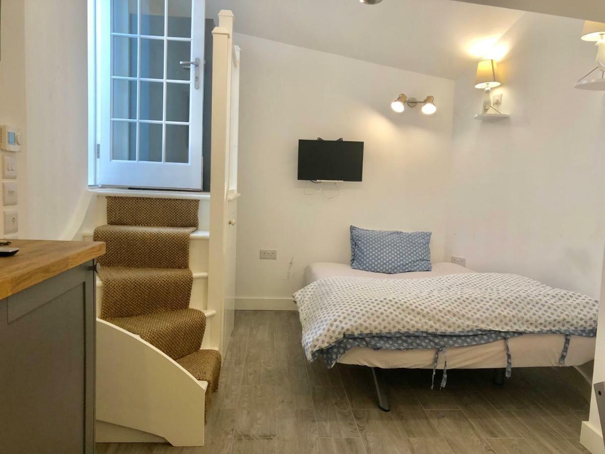 Stylish Apartment In Victoria Лондон Екстер'єр фото